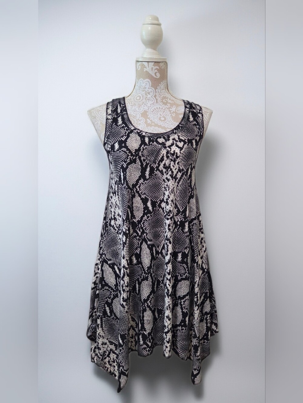 Isabella Rodriguez Snakeskin Print Asymmetrical Tunic Dress Size Small